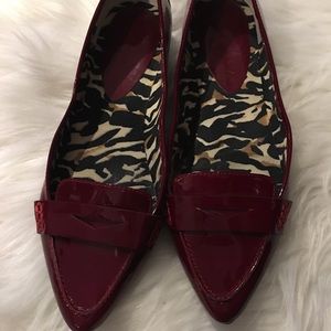 Flat shoes cherry red